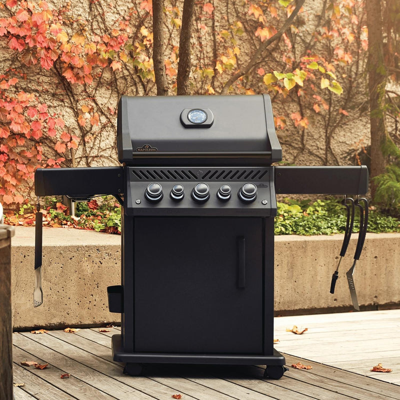 Napoleon 55" Phantom Rogue SE 425 RSIB Natural Gas Grill with Infrared Side and Rear Burners in Matte Black (RSE425RSIBNMK-1-PHM)