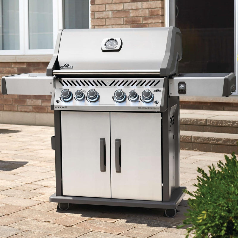 Napoleon 61" Rogue SE 525 RSIB Propane Gas Grill with Infrared Side and Rear Burners in Stainless Steel (RSE525RSIBPSS-1)