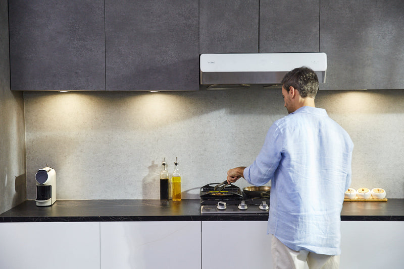 Fotile Pixie Air Series 30-inch 850 CFM Slim Line Under the Cabinet Range Hood with WhisPower Motors and Capture-Shield Technology for Powerful & Quiet Cooking Ventilation (UQG3002)
