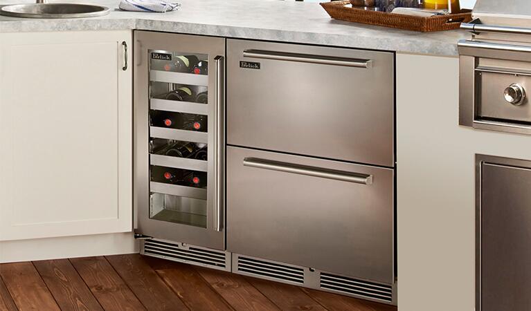 Perlick Signature Series 15" Outdoor Built-In Single Zone Wine Cooler with 20 Bottle Capacity in Stainless Steel with Glass Door (HP15WO-4-3L & HP15WO-4-3R)